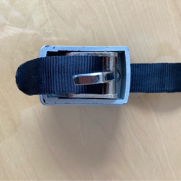 Milockie Hotel Safe Guard with Padlock, Keys & Black Pouch - Picture 4 of 11